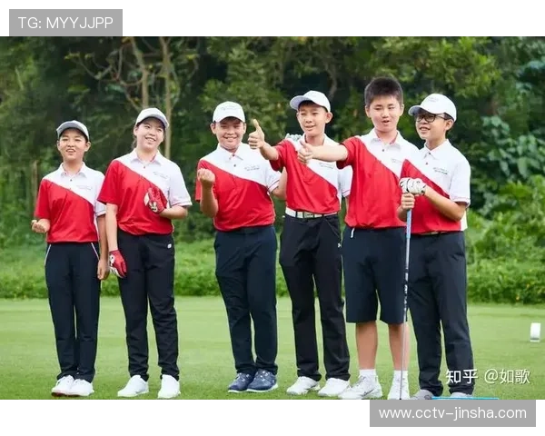 青少年培训占比超60%，成为中国高尔夫培训服务第一大细分市场